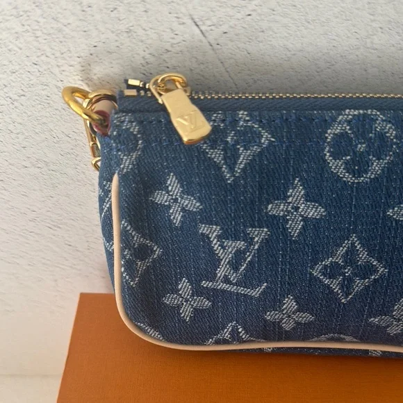 UPCYCLED Louis Vuitton Monogram Blue Denim Mini Pouchette - Picture 5 of 11